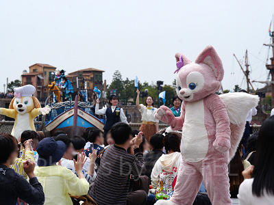 ミッキー広場から見たスパークリング・ジュビリー・セレブレーション