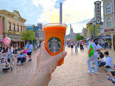 香港ディズニーランドのスターバックス：マーケットハウス