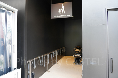 ベビーカー置き場