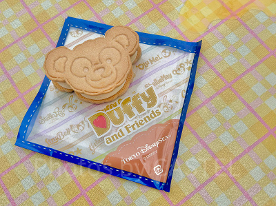 TDS ダッフィー　クッキーサンド　ディズニー　スーベニアケース ✨✨✨ 💖🍪✨💖🍪✨ ダッフィーのクッキーサンド ＆スーベニア