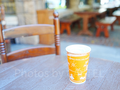 休憩時間も贅沢に！カフェやバーでくつろぐ