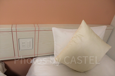 枕元に充電環境もばっちり