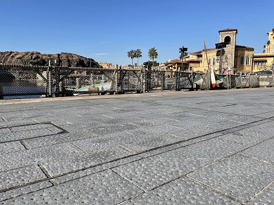 ミッキー広場最前は意外と空いてました！