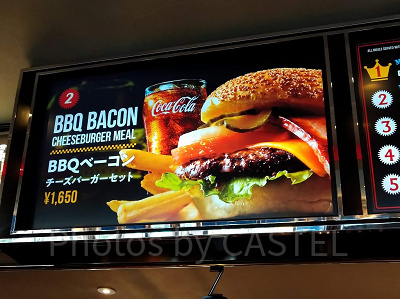 メルズドライブインのハンバーガーはアメリカンサイズ