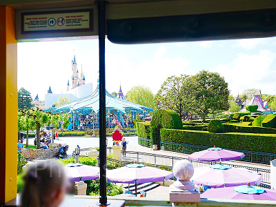 ディズニーランド鉄道から見える景色(ディズニーランド・パリ)