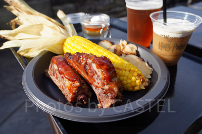 三本の箒：ポークリブ