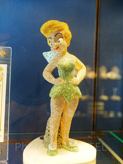 ティンカーベルのフィギュア大サイズ