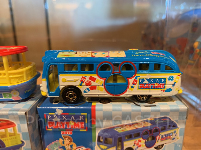 トミカ（ディズニーリゾートクルーザー）