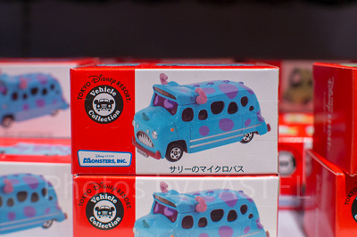 トミカ（サリーのマイクロバス）