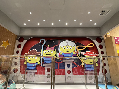 トイストーリーホテル:ギフトプラネットのレジ