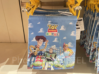 トイ・ストーリーホテルグッズ：きんちゃく（表）