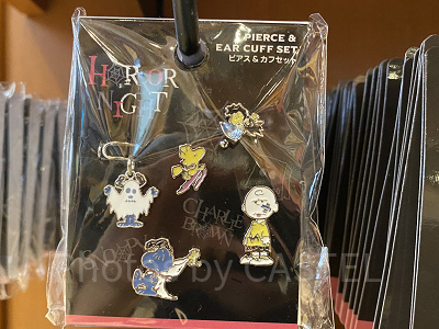ユニバハロウィン2022グッズ：ピアス＆カフセット