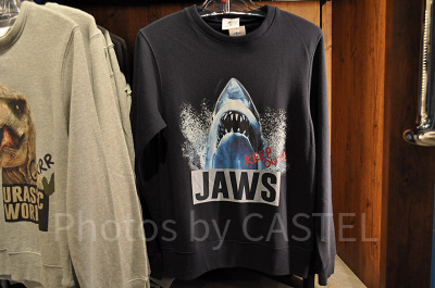 ユニバの「ジョーズ」トレーナー