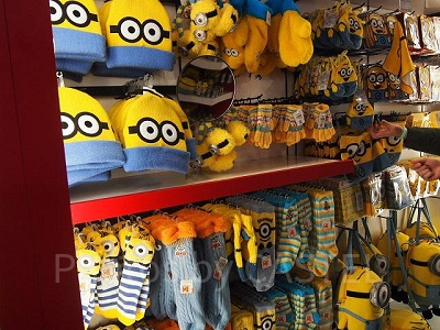 ユニバのミニオンの防寒グッズ