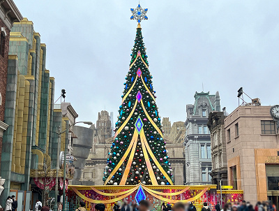 USJのクリスマスツリー2023