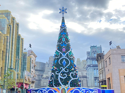 ユニバのクリスマスツリーがなくなる！？2024年が最後で見納め！終了