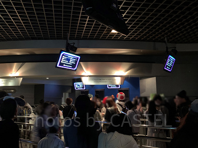 USJ「名探偵コナン4-Dライブ・ショー～星空の宝石～」：建物内待ち列