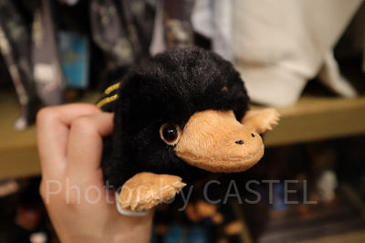 USJファンタビグッズ:ベビーニフラー クリップ付きマスコット