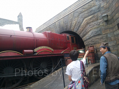 USJワンド・マジックの魔法スポット/旅行カバンを開ける魔法