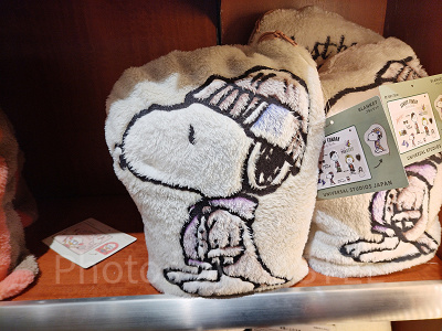 USJ冬グッズ:スヌーピーのブランケット