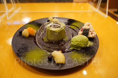 USJ×呪術廻戦コラボレストラン&フード:しゃけ!ツナマヨ!こんぶ!(抹茶のデザート 金柑添え)