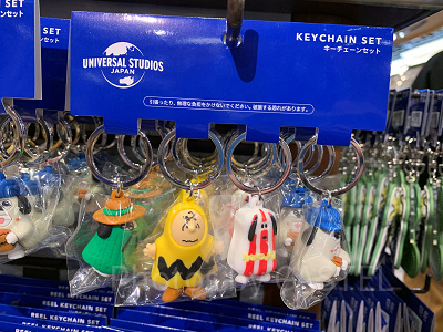 USJ】ペアキーホルダー&ペアストラップ20選！お揃いやカップルに