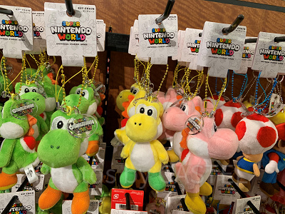 USJ】ペアキーホルダー&ペアストラップ20選！お揃いやカップルに