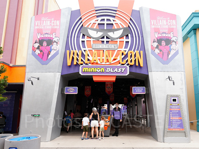 ユニバーサル・スタジオ・オーランドのヴィランコン・ミニオンブラスト入口