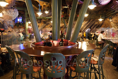 ヴォルケイニア・レストラン：13時30頃撮影