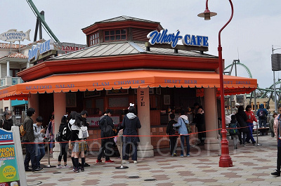 ワーフカフェ／USJ