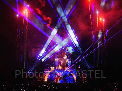 「Reach for the Stars(リーチフォーザスターズ)」とは?