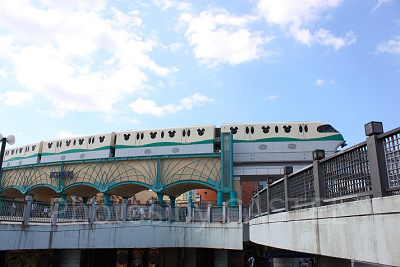 ディズニーリゾートラインとは