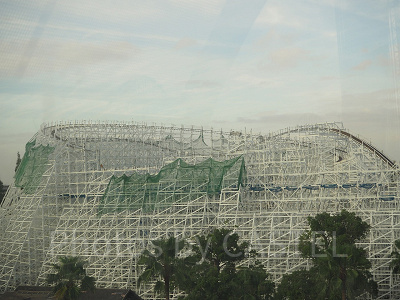 改装中の「ホワイトサイクロン」