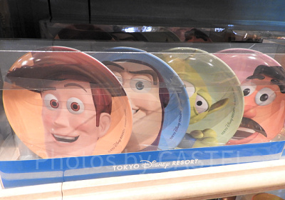 ウッディのプレート（一番左）