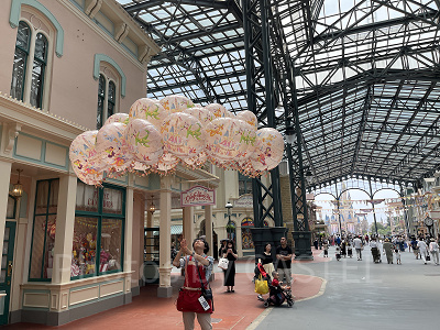 ディズニーランドのワールドバザール