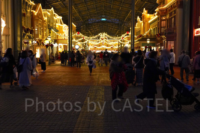 ワールドバザールの混雑状況（16時57分時点）