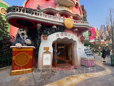 ズートピアエリア随一のショップ「ファッションズ・バイ・フルー・フルー」