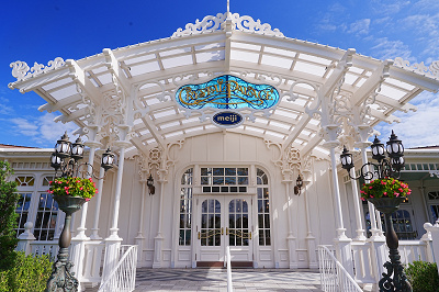 ディズニーランド高級レストラン厳選3種 ランチ ディナー 大人向けデートにおすすめの豪華なメニュー