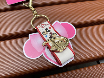 グッズ 写真映え抜群 ディズニーのカチューシャホルダーまとめ 自作もできる