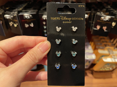 ディズニーのピアス イヤリング36種類まとめ ランド シーの人気アクセサリー