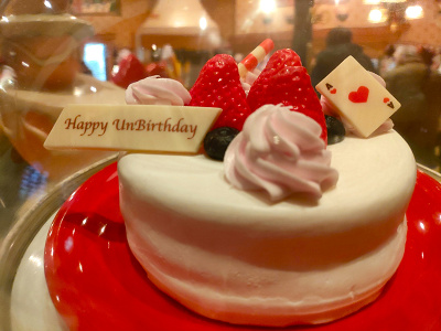 注目 ディズニーランド シーで食べられるケーキまとめ 値段 販売場所など