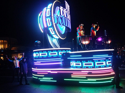 Usjのレジャーシート事情 持ち込みok パーク内で買えるデザイン 値段 使用ルールを解説 Usjのレジャーシート事情 持ち込みok パーク内で買えるデザイン 値段 使用ルールを解説