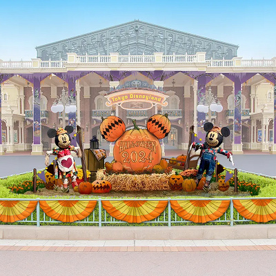 2024年のディズニーランドのハロウィンデコレーション