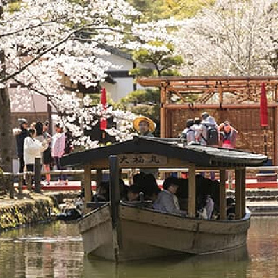 屋形船