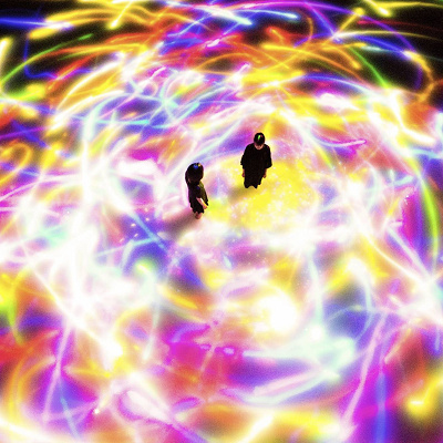 幻想的な世界が広がります