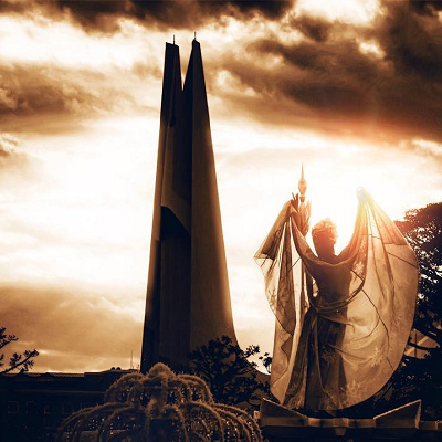 荘厳な空模様が”神！”だったフローズンファンタジー。