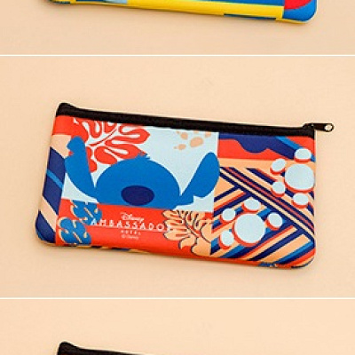 キャラクタールームの宿泊者にプレゼントされるポーチ