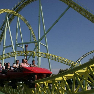 絶叫系好きなら外せないジェットコースター、カワセミ