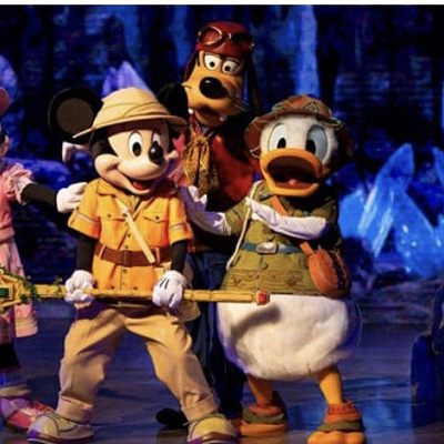 ミッキーたちの冒険！