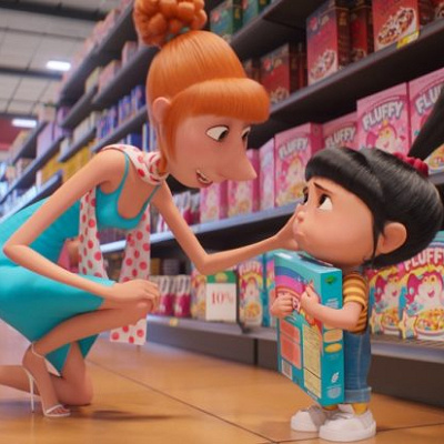 アグネス（右）